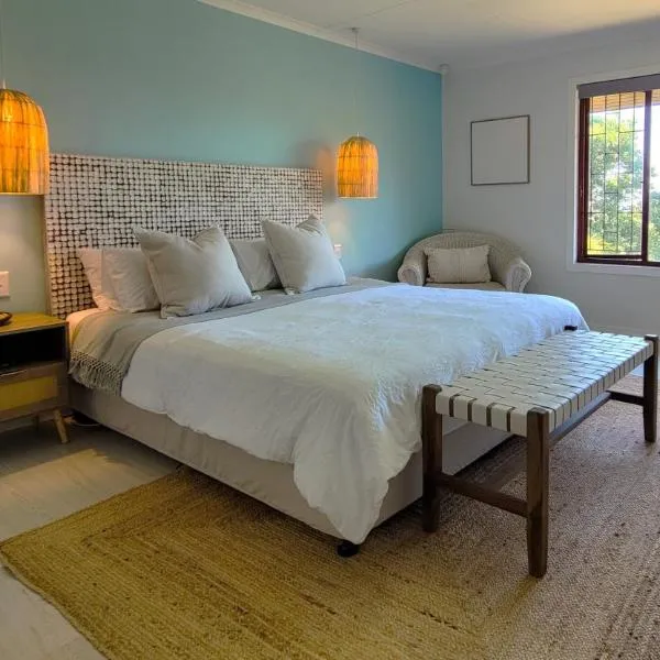 Kingfisher Cottage Exclusive Coastal Retreat Southbroom, hotelli kohteessa Southbroom