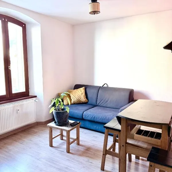 T2 centre Ville Proche des pistes, hotel in Briançon