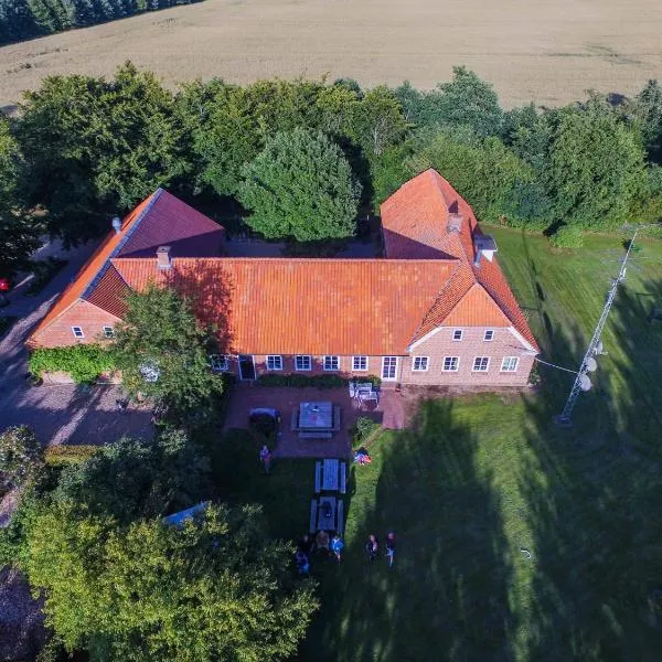 Familiehuis Boysen Appartementen, hotel di Brokær