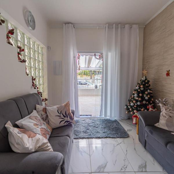 Casa Pet Friendly com Garagem em Praia Grande