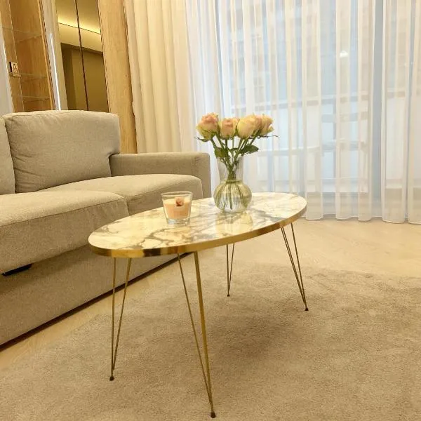 Apartment in Cortina North with Private Parking – hotel w mieście Voluntari