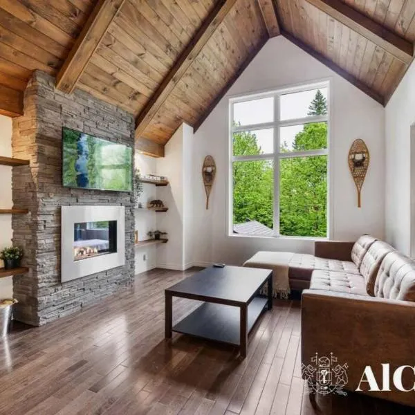 Petite-Rivière-Saint-François में, होटल L'ours de Charlevoix - Chalet proche du Massif avec spa