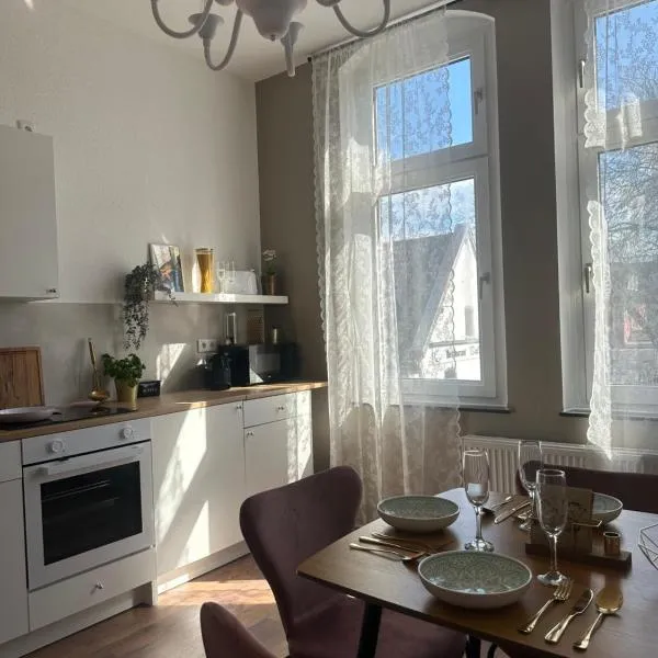 Modernes Apartment mit Altbau Flair nähe Messe Düsseldorf, hotel a Duisburg