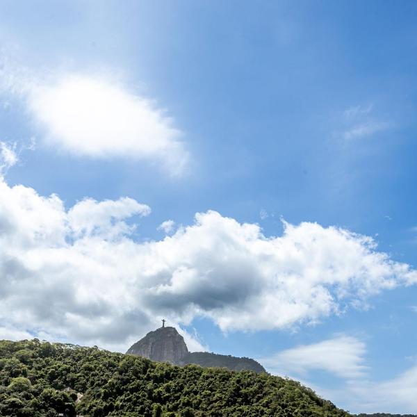 Vista incrível p/ o Cristo Redentor em Copacabana