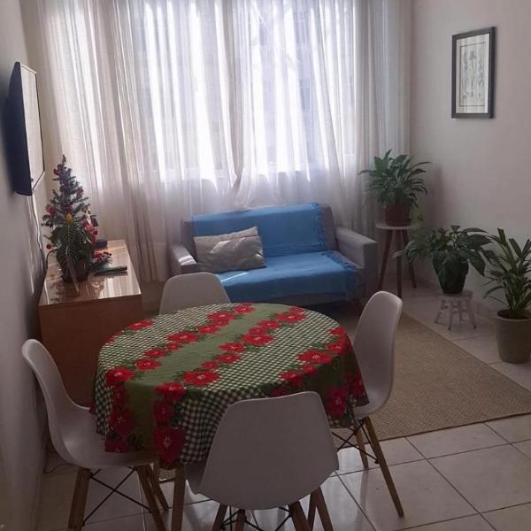 2-bedroom apartment in Copacabana