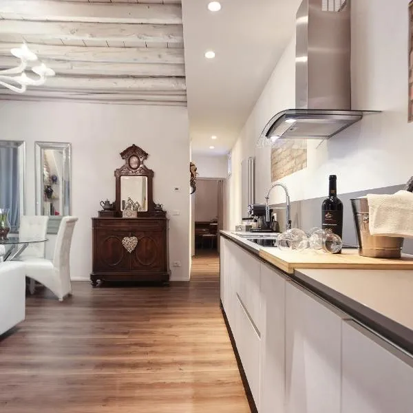 SARA S LUXURY HOME five minutes from Piazza San Marco, Hotel in Venedig