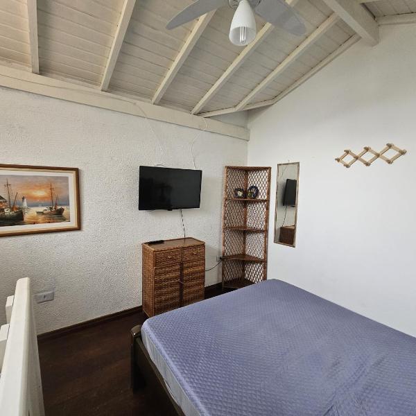 Linda casa com piscina, pertinho da praia! - Foto 2
