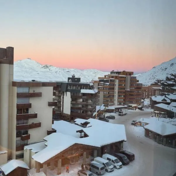 APT centre station vue sur les pistes de Val Thorens 6p, ξενοδοχείο στο Val Thorens