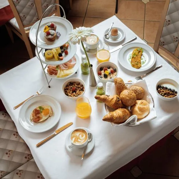 Apartment Hotel Elvis, khách sạn ở Ortisei