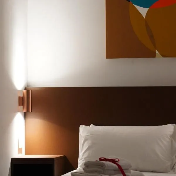 Rooms Around, hotel en Nápoles