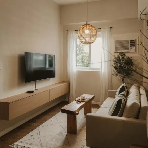 Traveler's Haven at Bon's near Mactan Cebu Airport, хотел в Lapu Lapu City