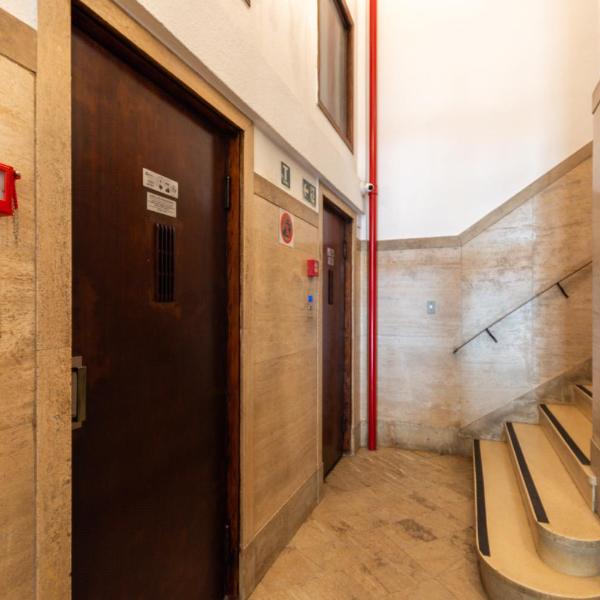 BHaus Family Republica - Grand Apartment 126m2 e 2 suítes - Prédio Histórico - Centro - Ao lado do metrô - Acomoda 4 pessoas - Foto 3