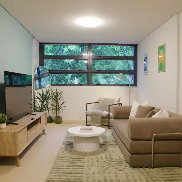 1BR Waterfront Apartment in Barangaroo with Free Private Parking, hotel en Sídney