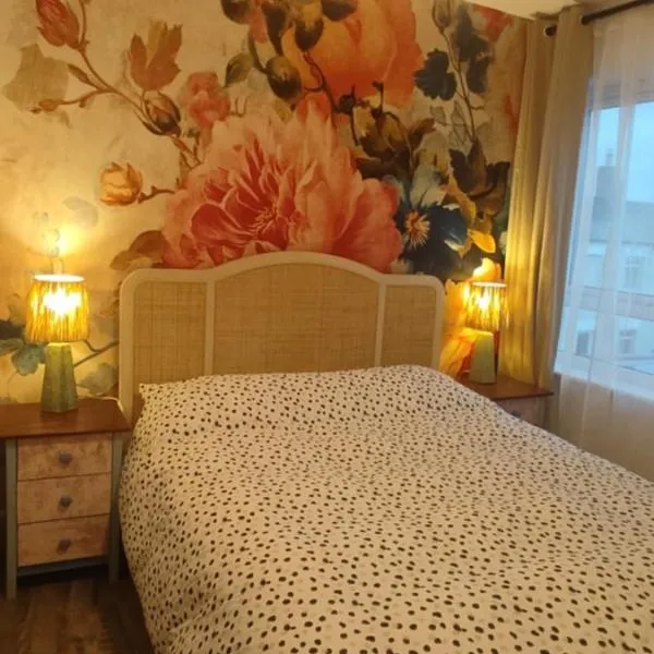 Cheltenham town centre with parking space, hotel a Cheltenham