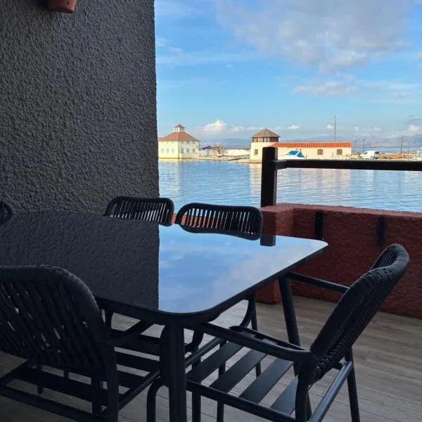 Cap Coudalère, Écrin du lac, triplex climatisé avec terrasses Le barcares, hotel u gradu Le Barkares