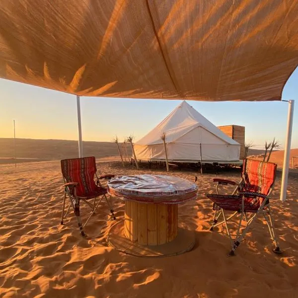 Sahara Dream Camp، فندق في Al Raka
