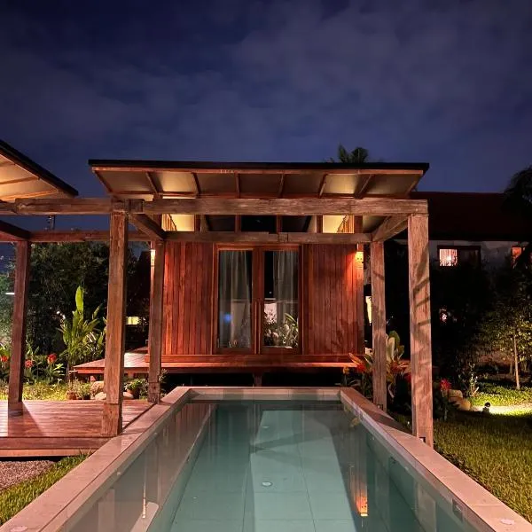 Viesnīca San Kue Village - Chiang Mai Pool Villas pilsētā Čiangmaja