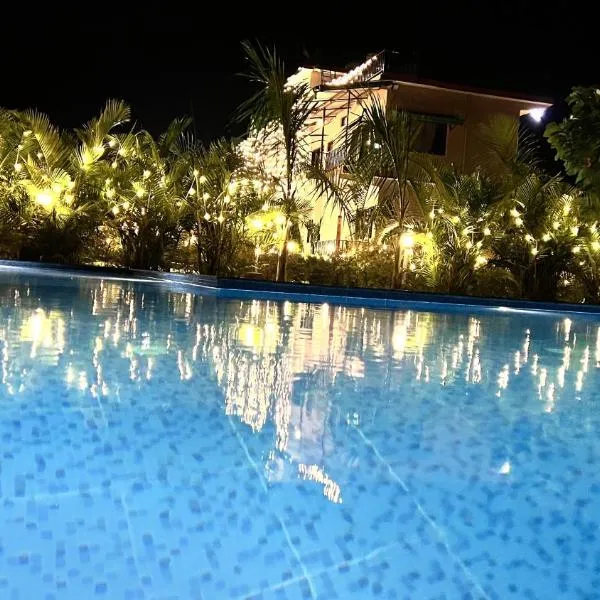 Corbett Nature Walk - Forest View Swimming Pool, отель в городе Рамнагар