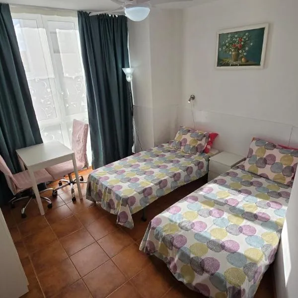 Tenerife near aeropuerto, hotel in San Isidro