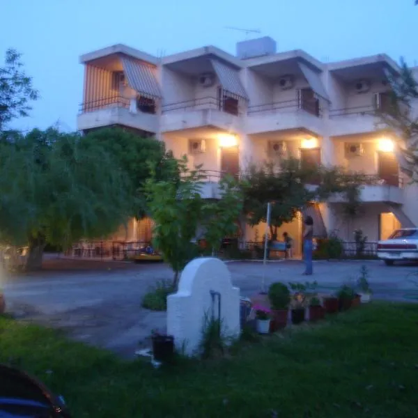 Apartments Skardoutsou, отель в городе Агиокампос