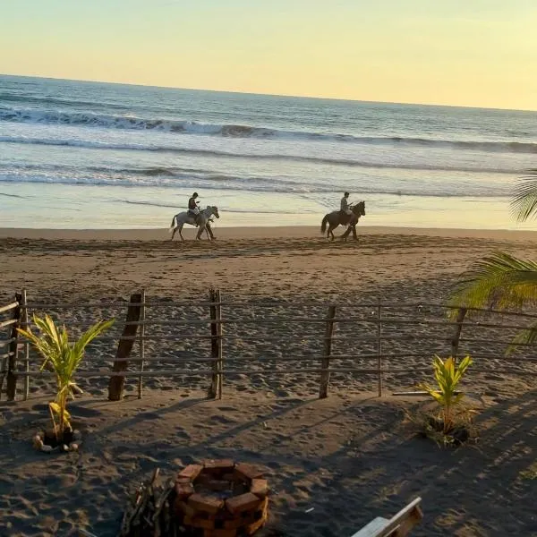 Surf House Mizata, hotel a Santa María Mizata