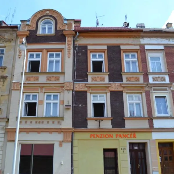 Penzion Pancéř, hotel ve Vejprtech
