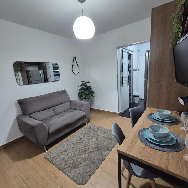 Studio completo e aconchegante com vaga de garagem - Foto 4
