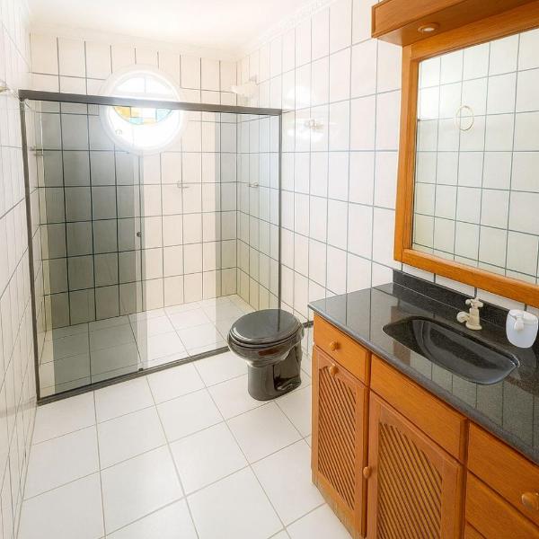 Casa 2 quartos com piscina a 5min da praia - Foto 3