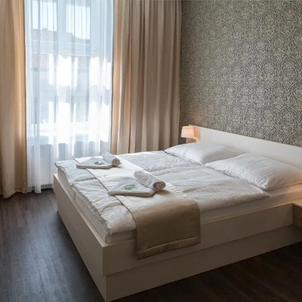 Penzion Longus, hotel v Kyjově