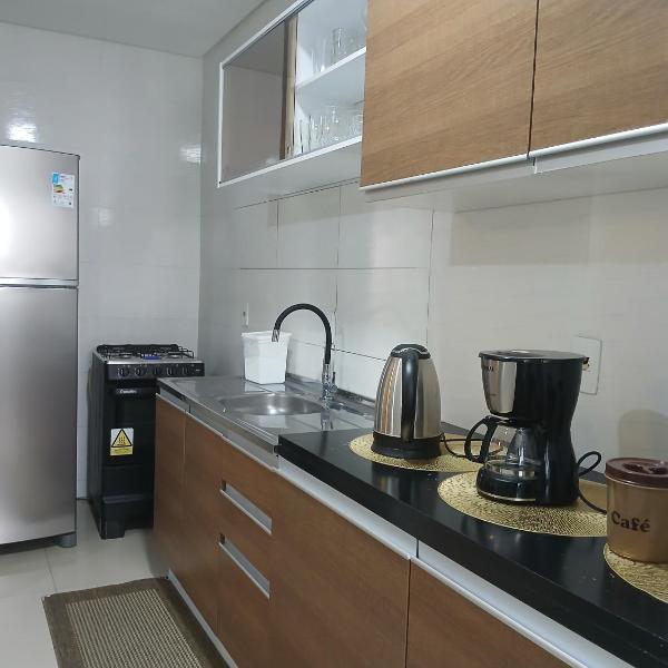 Ótima Localização, com suíte, Garagem coberta - Foto 4