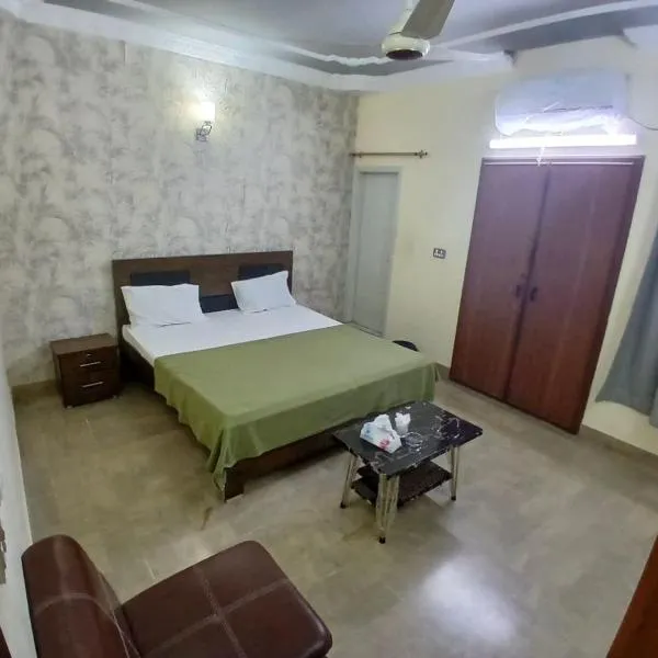 Family Inn Guest House, hotel din Karachi