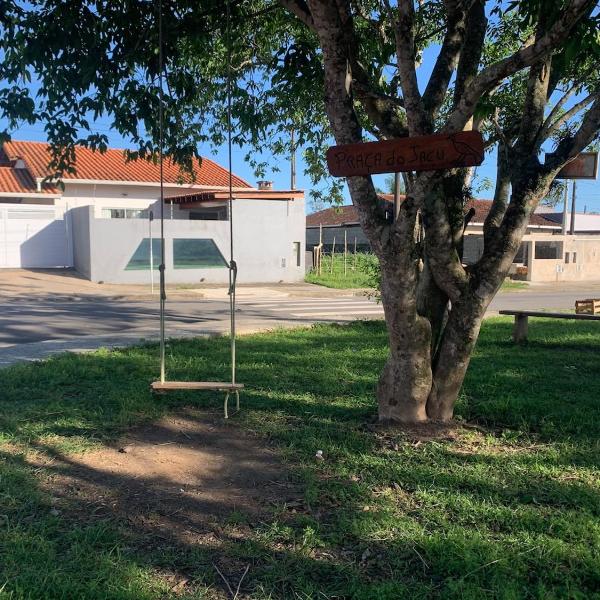 Bela casa em Peruíbe - Foto 2
