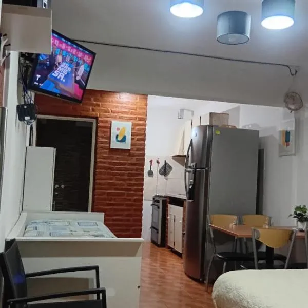 Departamentos tini, ξενοδοχείο σε La Punta