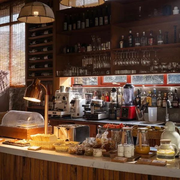 Yangshuo The Apsara Lodge, hotel in Yangshuo