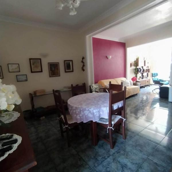 APARTAMENTO CONFORTAVEL NO CORAÇÃO DE COPACABANa