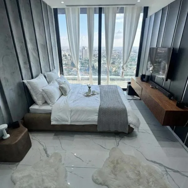 Sky High 15 - Luxury Penthouse with Panoramic View, hotell sihtkohas Be'er-Sheva