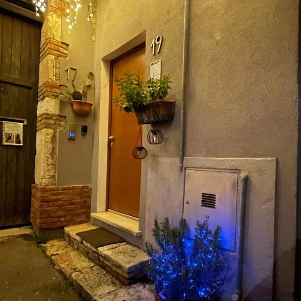 Altrove, lontano quanto basta, hotel v destinaci Soprazocco