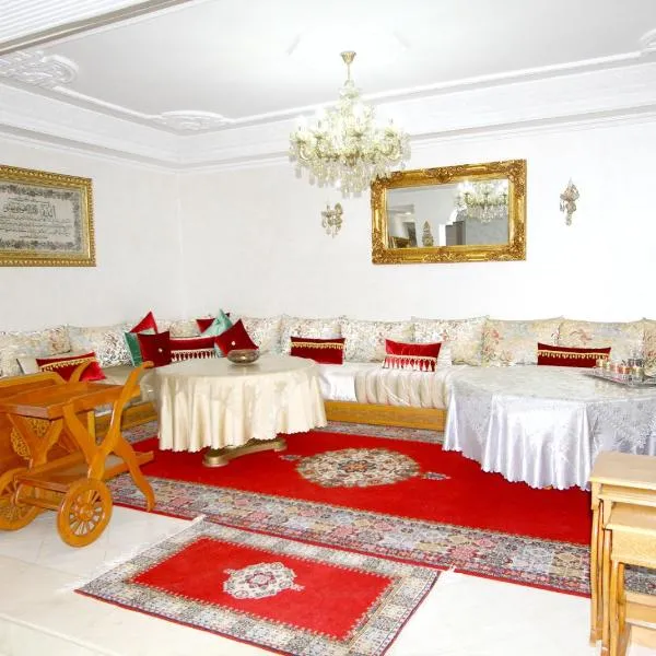 Viesnīca Grand appartement familial à Kénitra pilsētā Kenitra