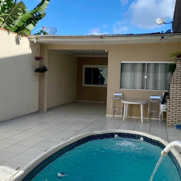 Casa de 2 QUARTOS COM PISCINA