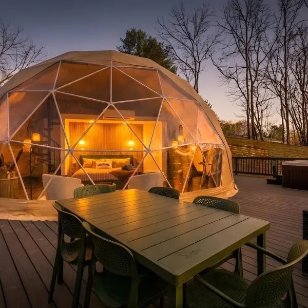 Sky Dome - Romantic Stay, Hot Tub, Wi-Fi, AC & Heat, Hotel in Luray