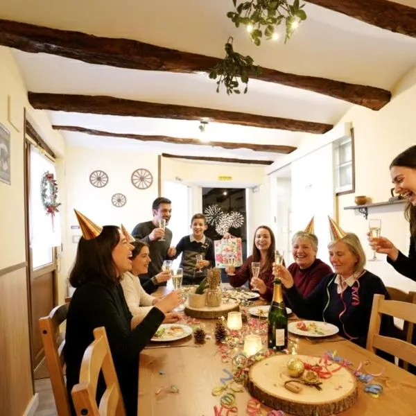 Casa Ladislada, hotel v destinaci Cella