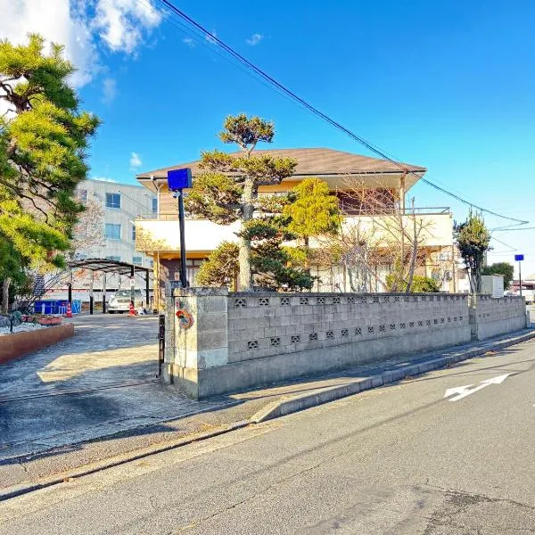 一棟貸しの宿 水戸ハウス Vacation Rental MITO HOUSE، فندق في ميتو