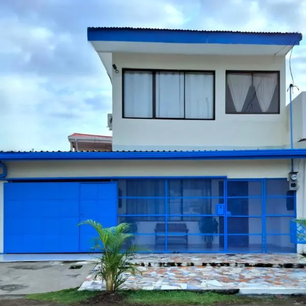 Casa del Pacífico en Puntarenas Centro con parqueo, hotel din Puntarenas