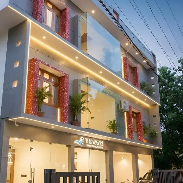 De Waves, ξενοδοχείο σε Varkala