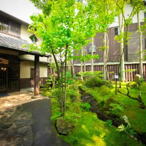 Ryokan Fukinoya, hotel in Yufu