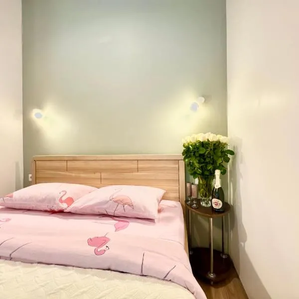 Lux Garden Appartments, hotel in Kharkiv