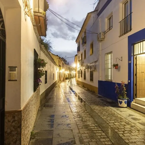 Casa 3 plantas con patio y Solárium privados, hotel en Córdoba