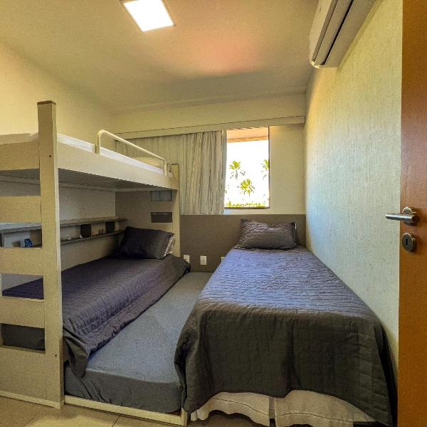 Apartamento 2 quartos - Resort Cupe Beach Living - Melhor Resort Beira Mar de Porto de Galinhas com 22 piscinas e área de lazer completa - Fica a apenas 3km do centro de Porto - Foto 2