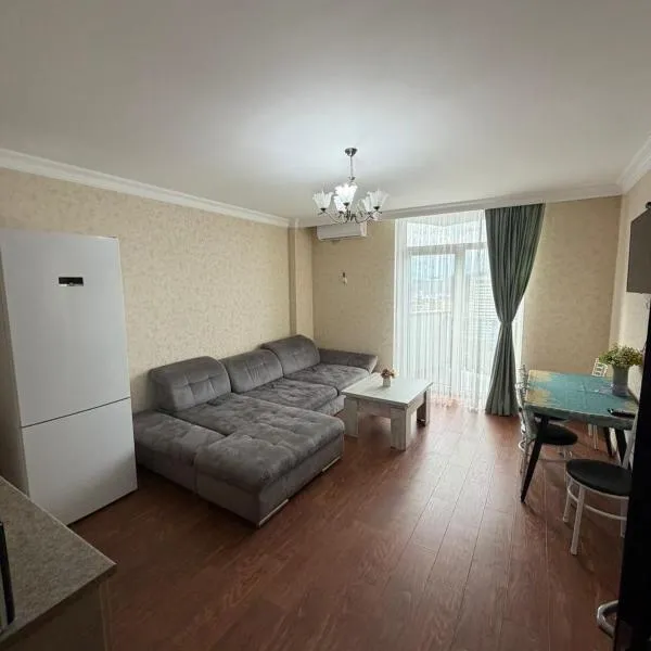 Prestige Tower Batumi, hotel in Itʼkhvisi