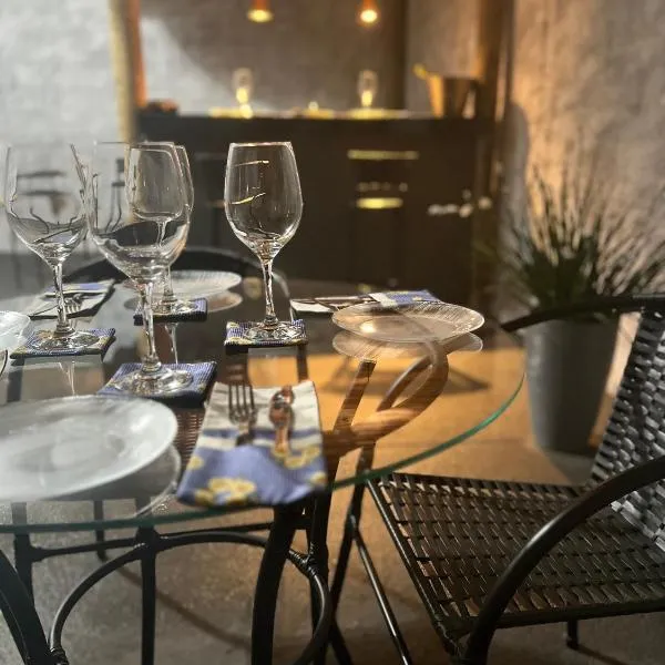 Acolhedora casa de 03 quartos, hotel a Passos